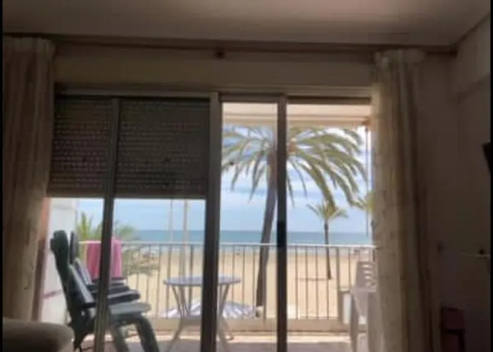 Frente Al Mar